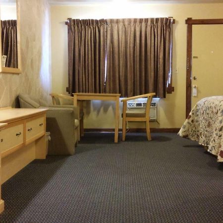 Budget Host Longhorn Motel Byers Εξωτερικό φωτογραφία